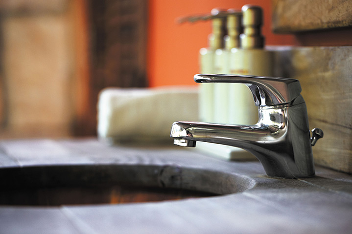 A2B Plumbers are able to fix any leaking taps you may have in Royal Tunbridge Wells. 
